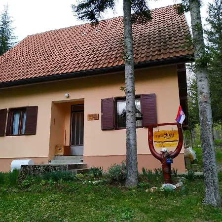 Dren - Banjska Stena Mitrovac Esterno foto